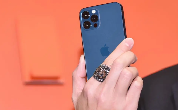 澄江苹果手机维修分享iPhone12系列重启方法教程 