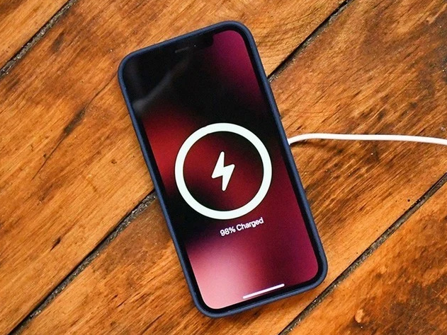 澄江苹果手机维修分享iPhone 12可以随便充电吗 